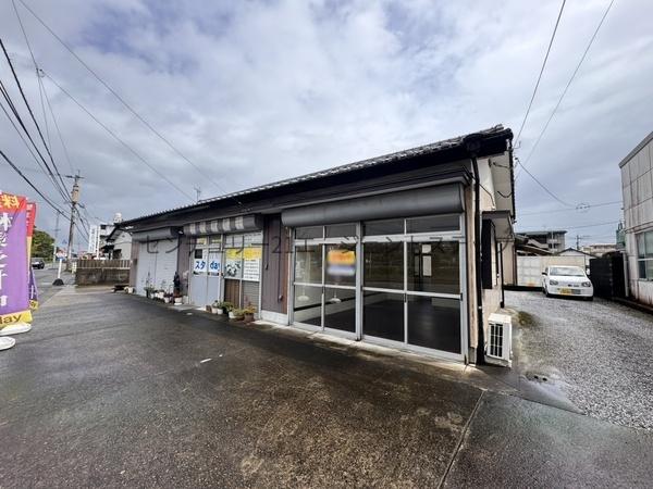 赤江中前店舗事務所　エントランス　