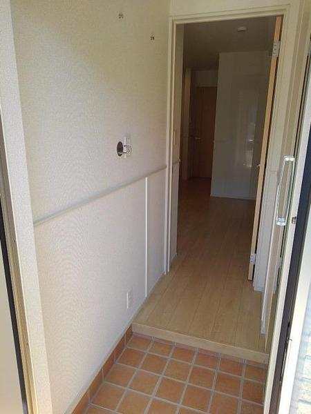 グリーン　ガーデン　玄関　