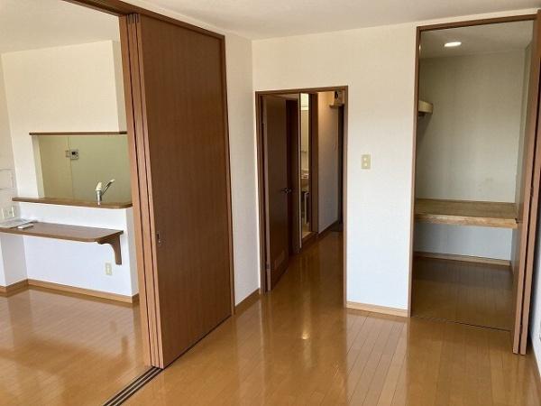 サンフォルトゥーナ神宮　洋室　