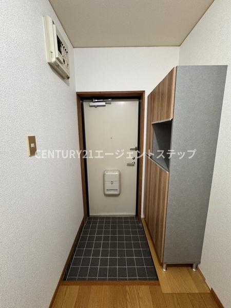 メゾンリヴェール　玄関　