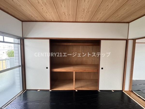 　収納　押し入れ