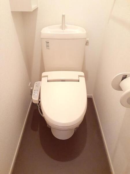 メゾン　ド　アンダンテ　トイレ　