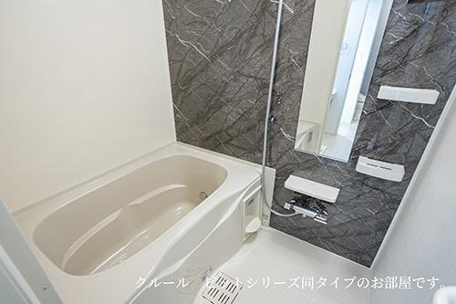 　バス　