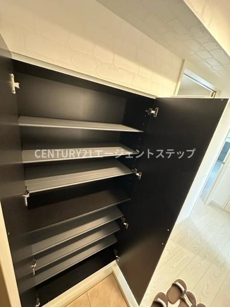 　収納　シューズボックス