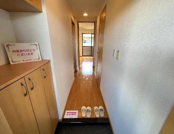 　玄関　