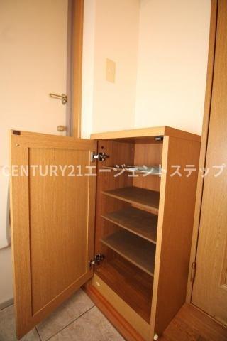 　収納　シューズボックス