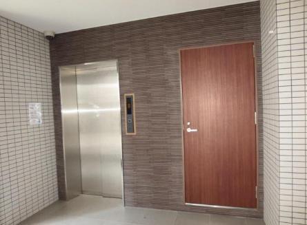 アムール　エントランス　