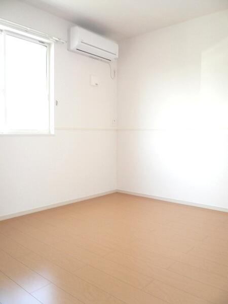 カーサ・アルバ 洋室  カーサ・アルバ 洋室