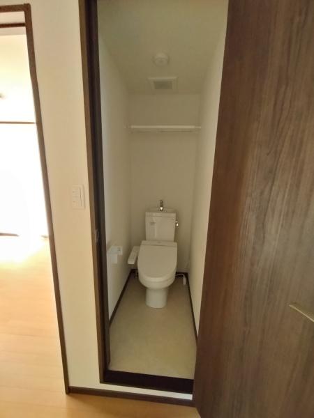 ワンヒルズマンション トイレ  ワンヒルズマンション トイレ