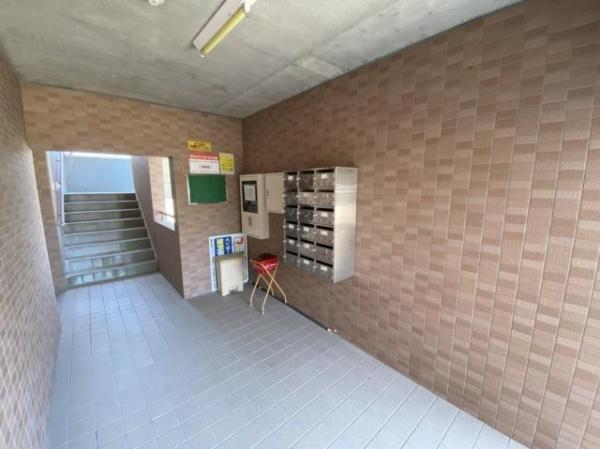 ツーエヌマンション　エントランス　