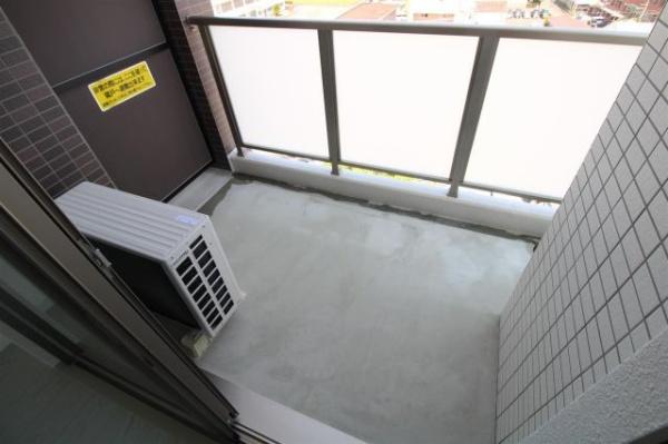 　バルコニー　