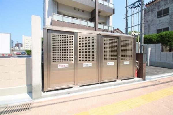 　その他共用部分　ゴミ置き場