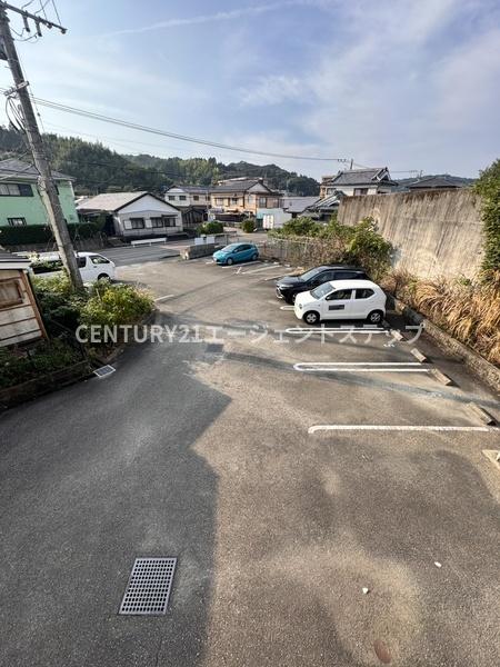 ユーミーＭｉｔｓｕｋｉ　駐車場　