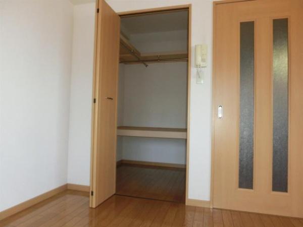 　収納　ウォークインクローゼット