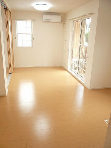 ユニゾン・ベル リビング ユニゾン・ベル リビング