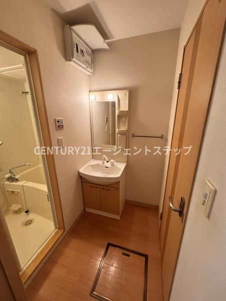 CROSS Y's Stage1 洗面台・洗面所 CROSS Y's Stage1 洗面台・洗面所