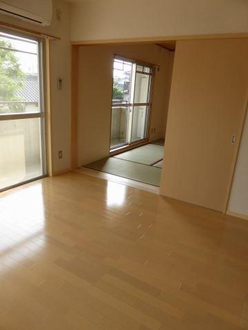 フルータ リビング フルータ リビング