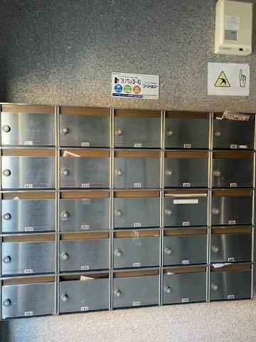 　エントランス　集合ポスト