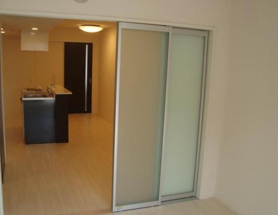 サンテラス神宮　洋室　