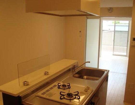 サンテラス神宮　リビング　