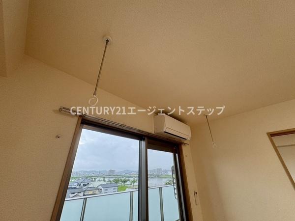 　洋室　室内物干し