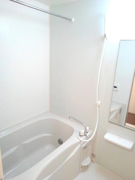 カームリーガーデン１　バス　