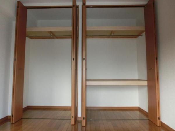 　収納　クローゼット