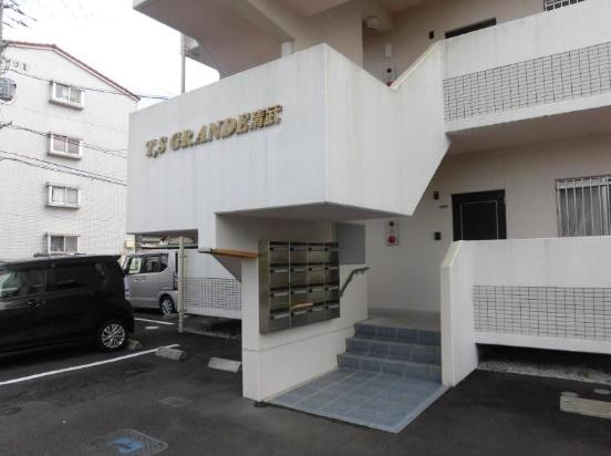 TSグランデ清武　エントランス　