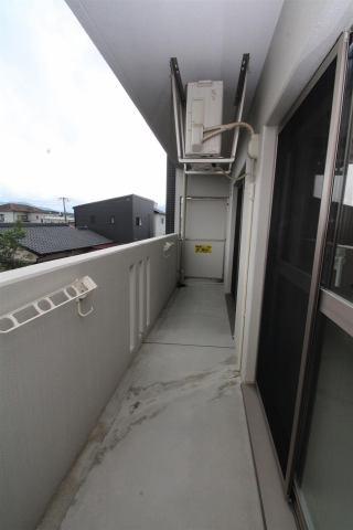 　バルコニー　