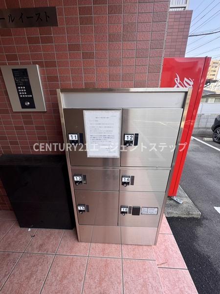 　エントランス　宅配ボックス