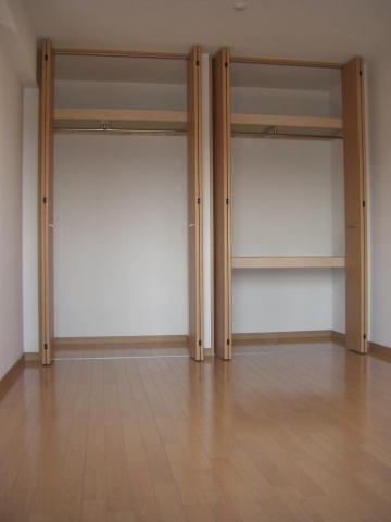 テル・パーク　収納　