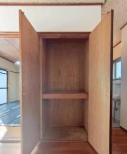 日高ビル　収納　