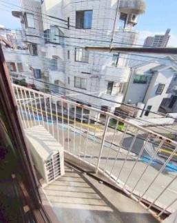 日高ビル　バルコニー　