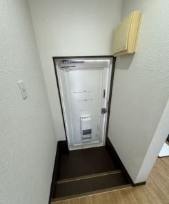 コーポモリ　玄関　