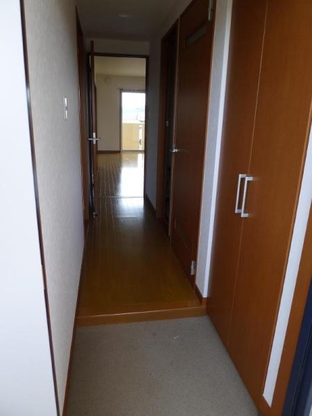 グローリィー生目　玄関　