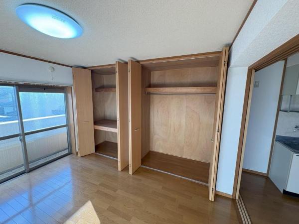 グローリィ大塚 収納 クローゼット グローリィ大塚 収納 クローゼット