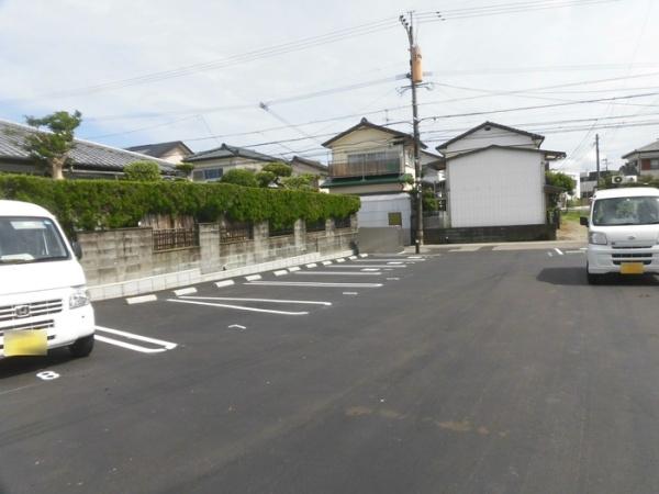 ハピネスアイワ大塚 駐車場 ハピネスアイワ大塚 駐車場