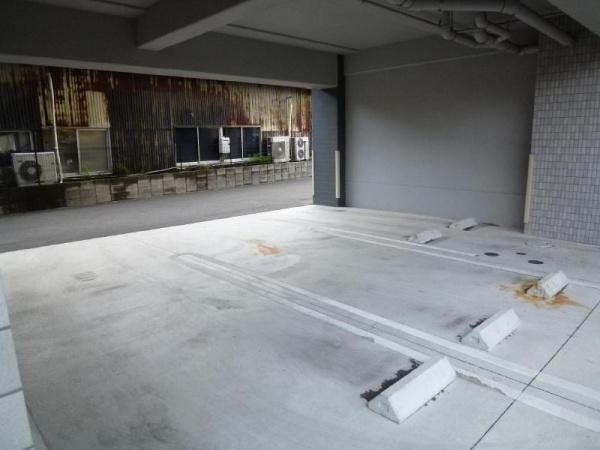 ＥＳＰＯＩＲ　駐車場　