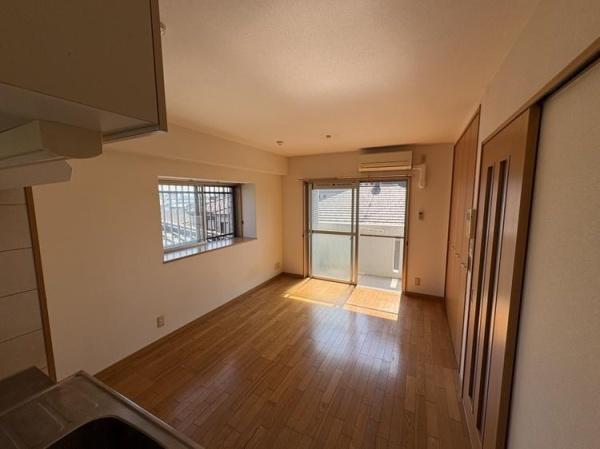 ＥＳＰＯＩＲ　洋室　