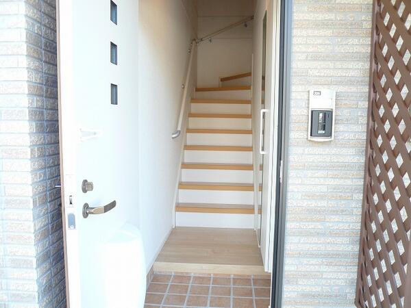 レ・セーナ 玄関 レ・セーナ 玄関