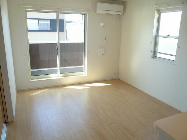 レ・セーナ リビング レ・セーナ リビング