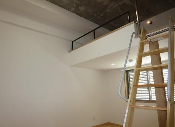 　洋室　ロフト