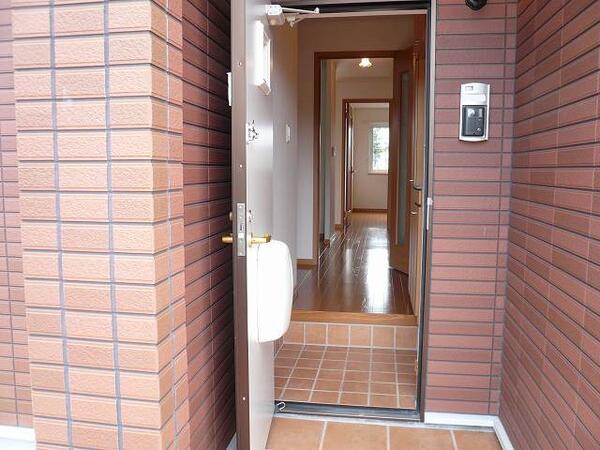 ボンシェーヌ 玄関 ボンシェーヌ 玄関