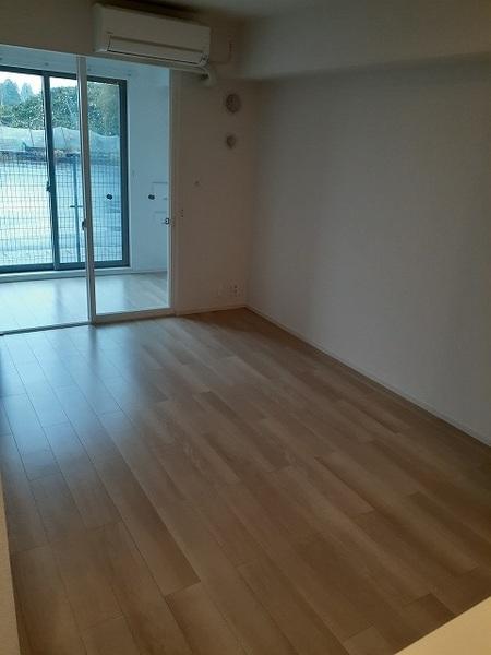 ウルビーノ リビング ウルビーノ リビング