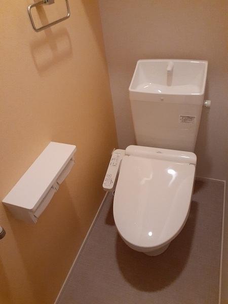 ウルビーノ トイレ ウルビーノ トイレ