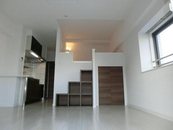 アクア広島　リビング　