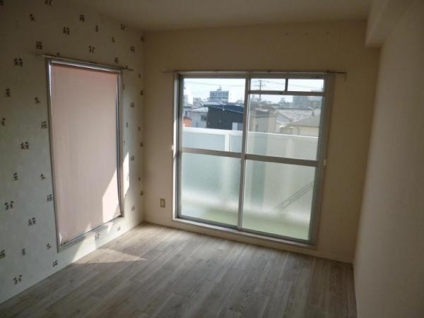 ベルトピア宮崎３　洋室　