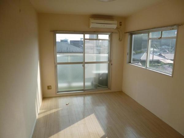 ベルトピア宮崎３　洋室　