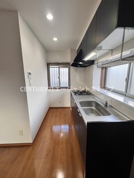 TSグランデ恒久中央　キッチン　