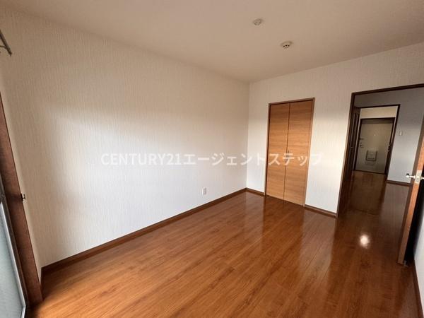 TSグランデ恒久中央　洋室　